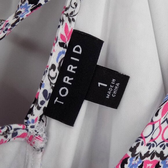 Torrid Medallion Challis Strappy Dress Size 1X Flowy White Pink Blue Black - Picture 5 of 6